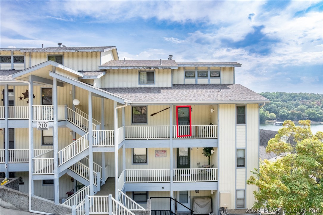 Oak Bluff Condominium - Residential