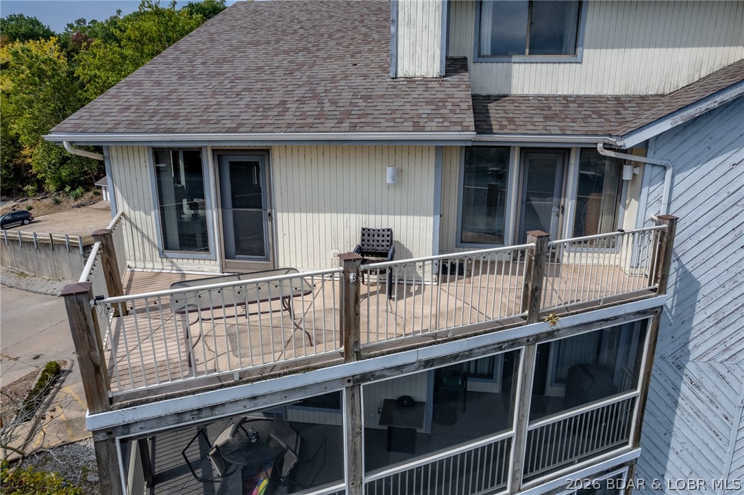 Oak Bluff Condominium - Residential