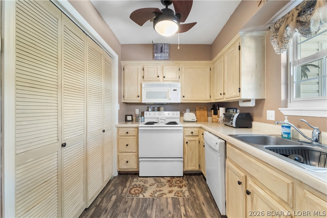 Lighthouse Landing Condominium - Residential