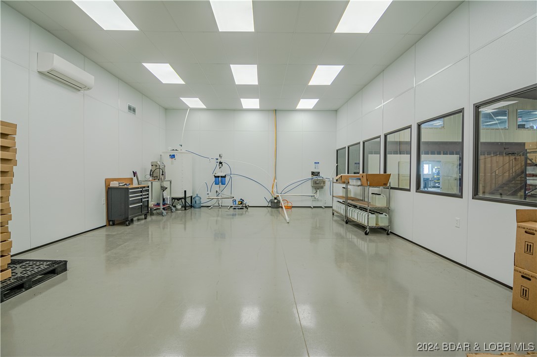 Camdenton, Missouri 65020, United States, ,Commercial,Contingent,34074