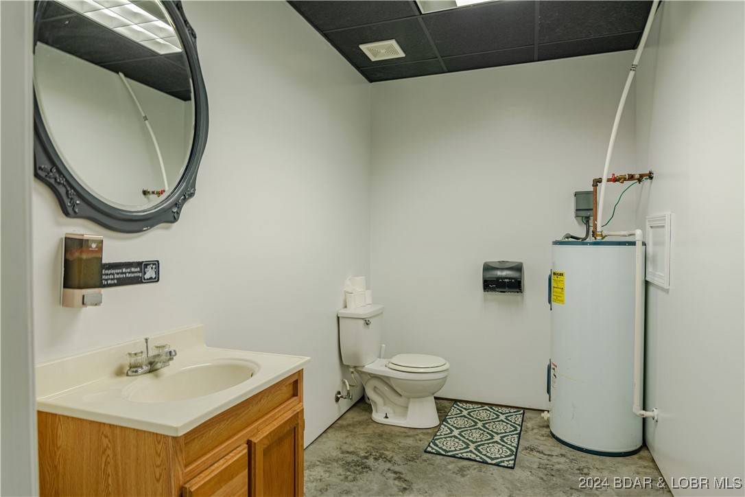 Camdenton, Missouri 65020, United States, ,Commercial,Contingent,34074