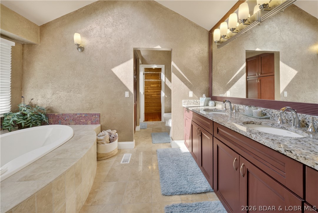 Blackhawk Estates - Residential