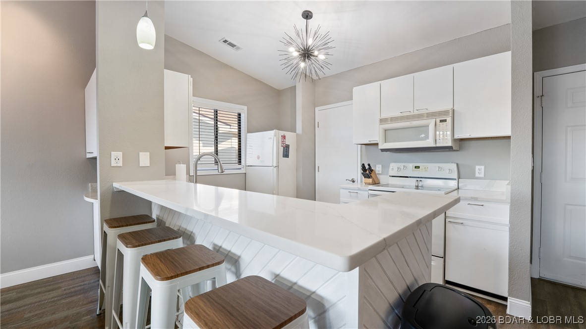 Jonathans Landing - Residential