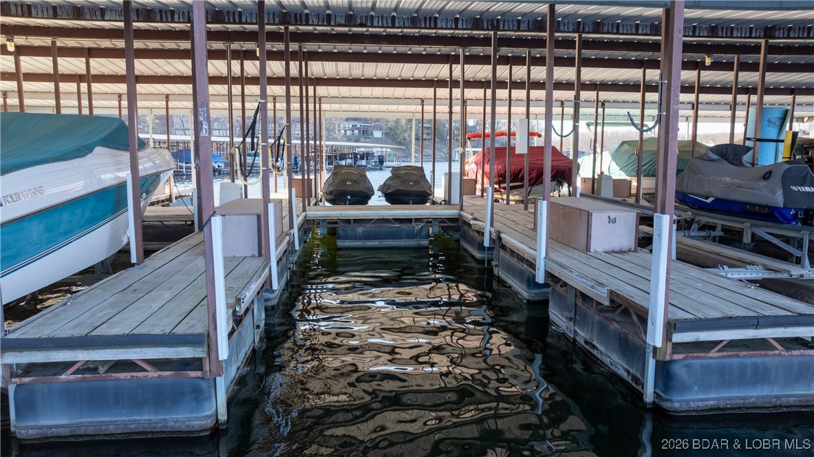 Jonathans Landing - Residential