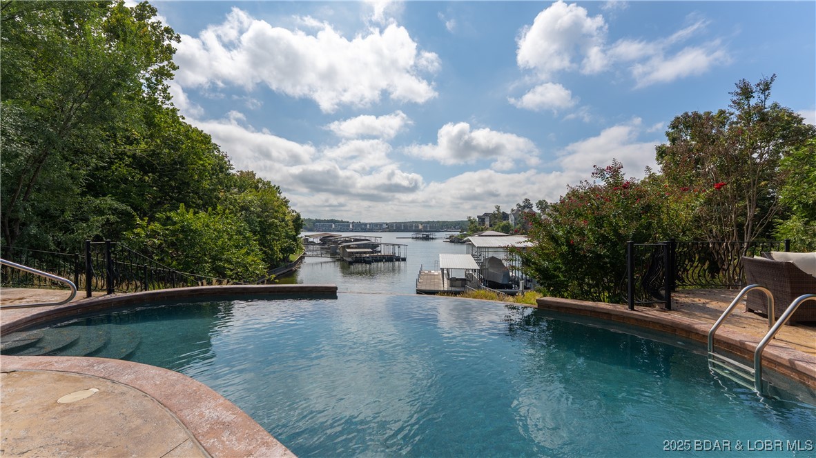 The Villages At Shawnee Bend - Residential