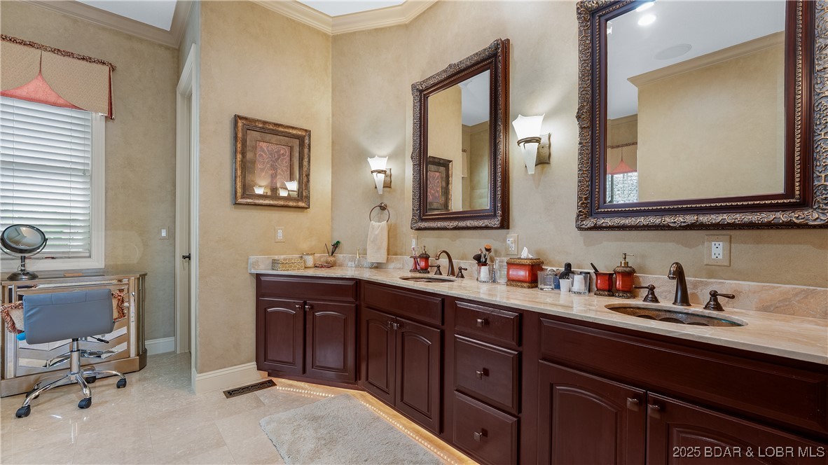 The Villages At Shawnee Bend - Residential