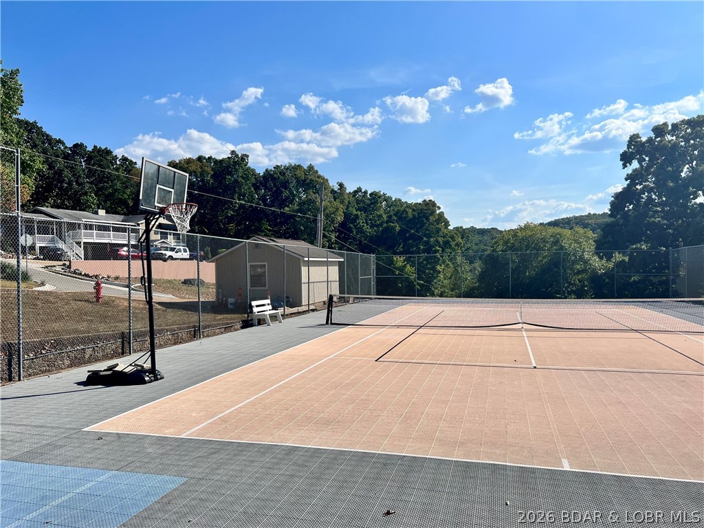 Indian Pointe Condominium - Residential