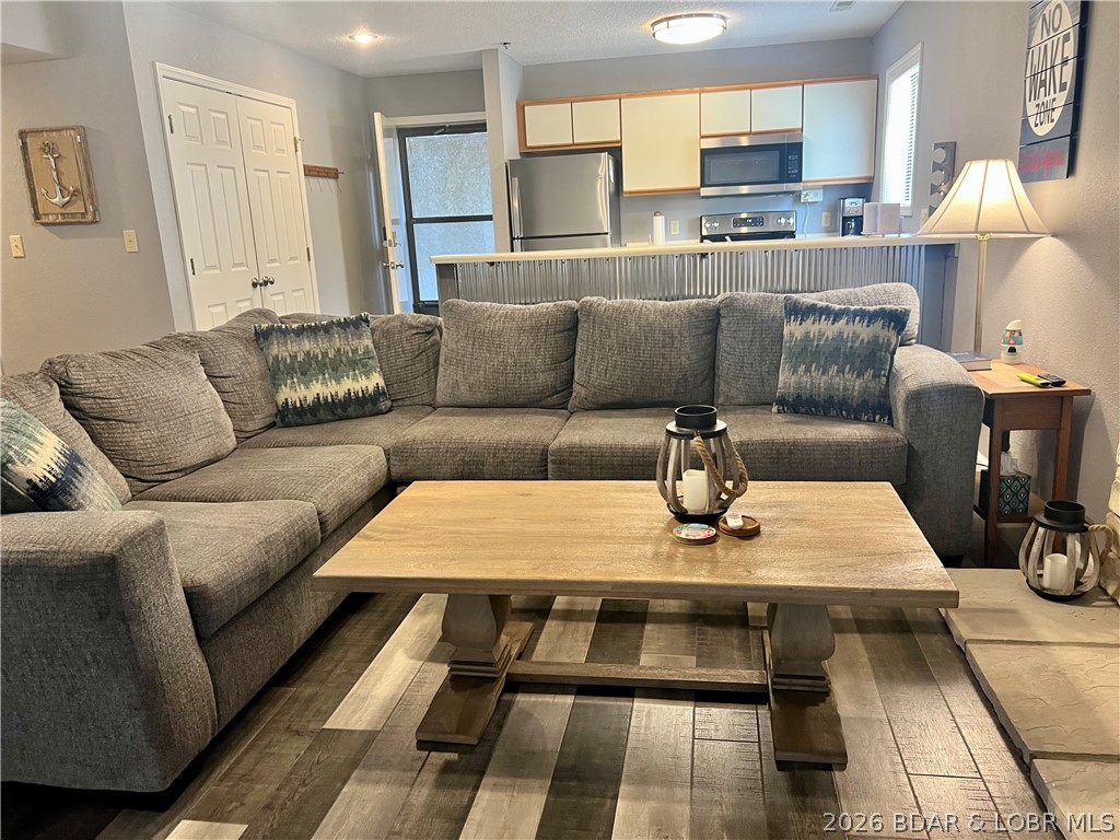 Indian Pointe Condominium - Residential