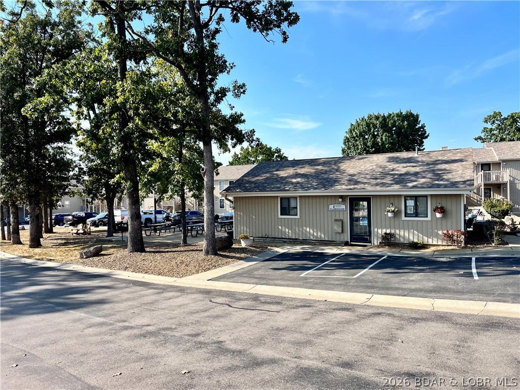 Indian Pointe Condominium - Residential