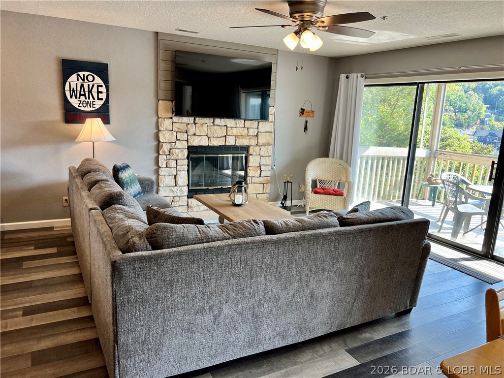 Indian Pointe Condominium - Residential