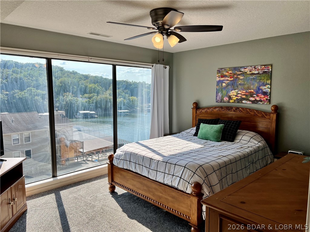 Indian Pointe Condominium - Residential