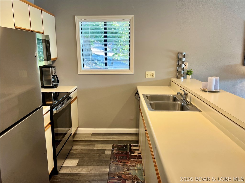 Indian Pointe Condominium - Residential