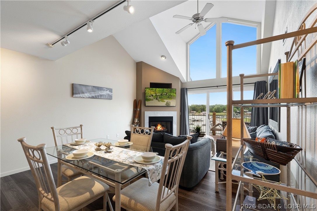 Cedar Glen Condominium - Residential