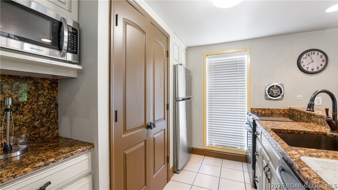 Tan-Tar-A Estates - Residential