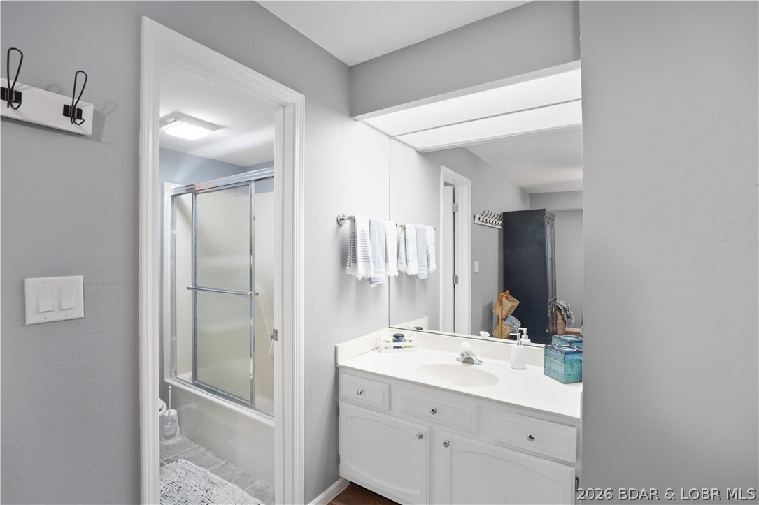 The Falls Condo - Residential