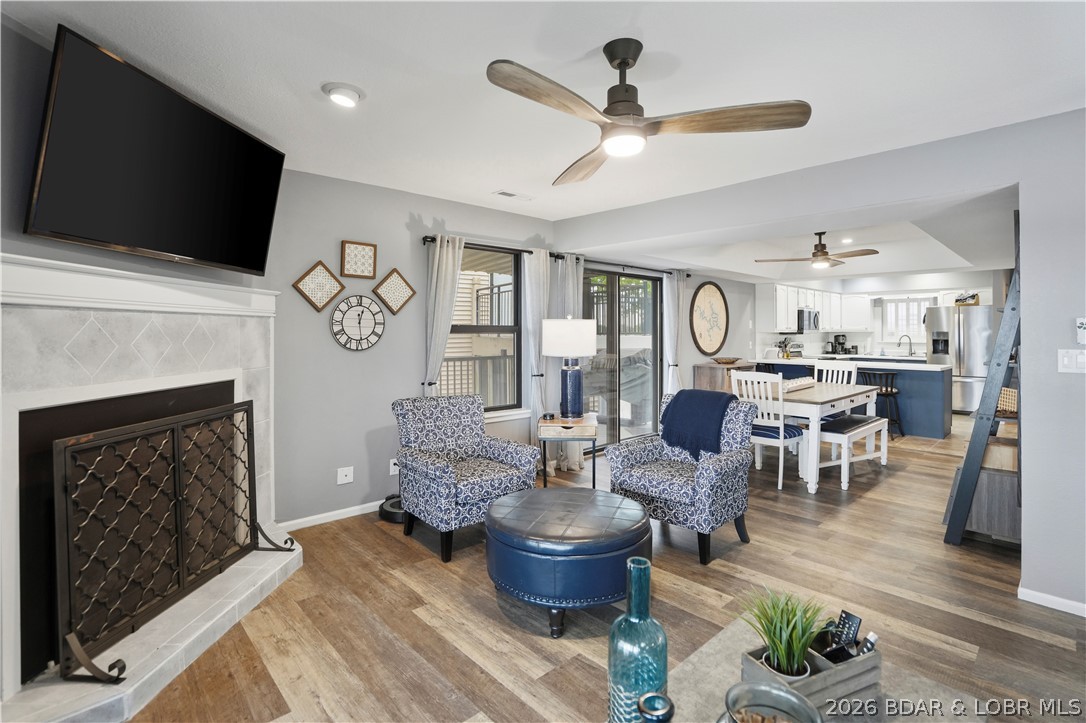The Falls Condo - Residential