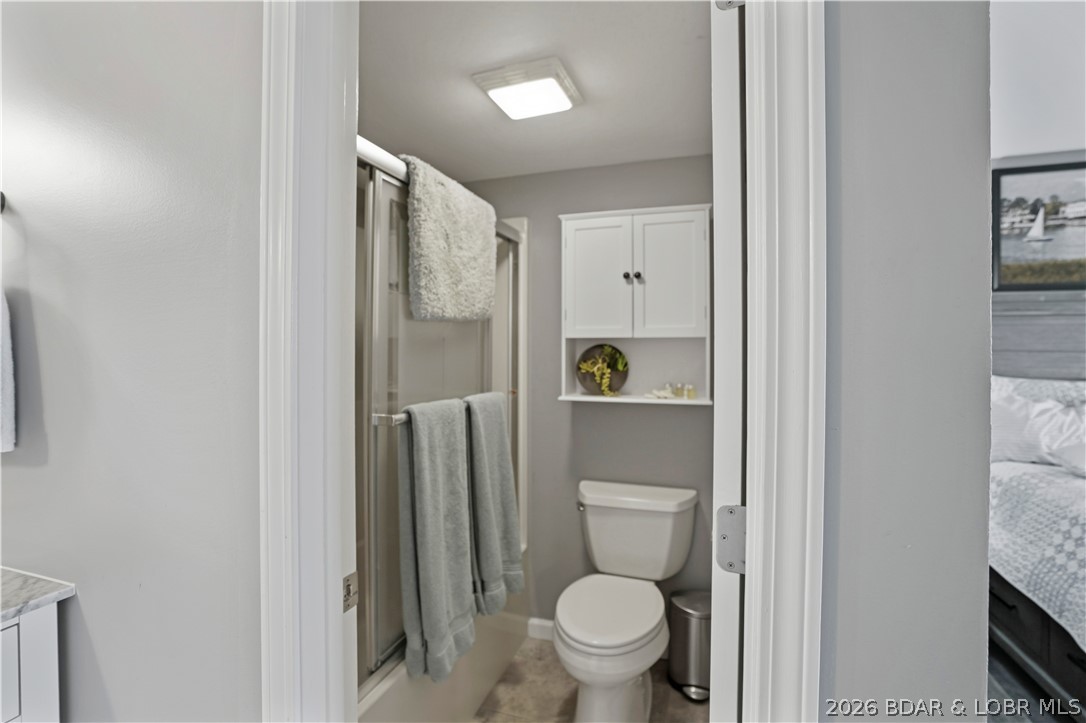 The Falls Condo - Residential