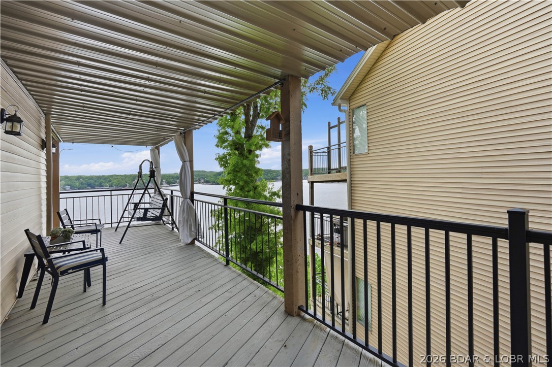 The Falls Condo - Residential