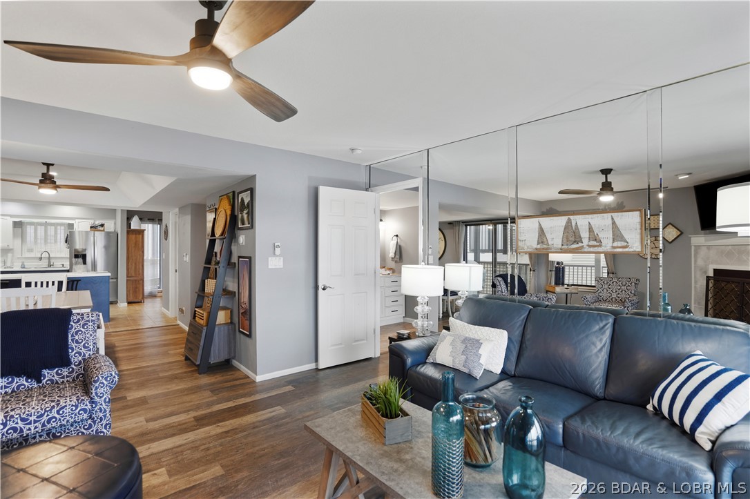 The Falls Condo - Residential