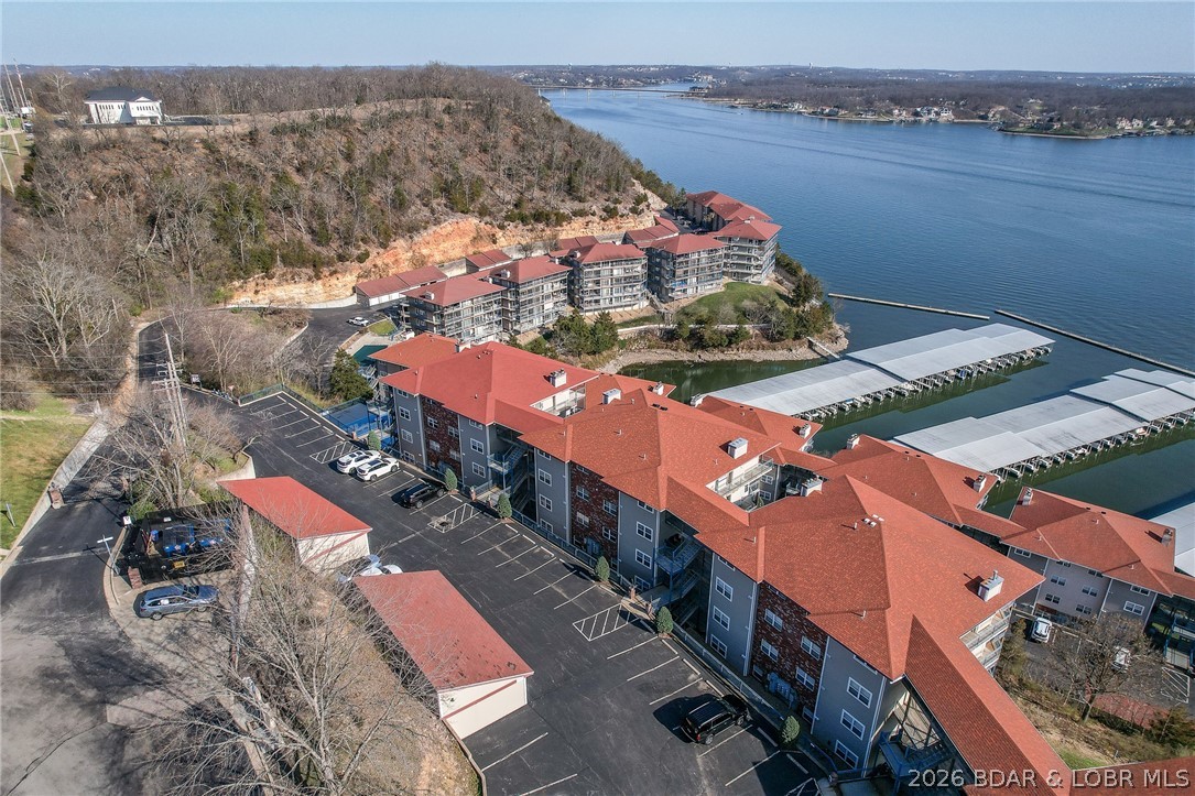 Palisades Condominium - Residential