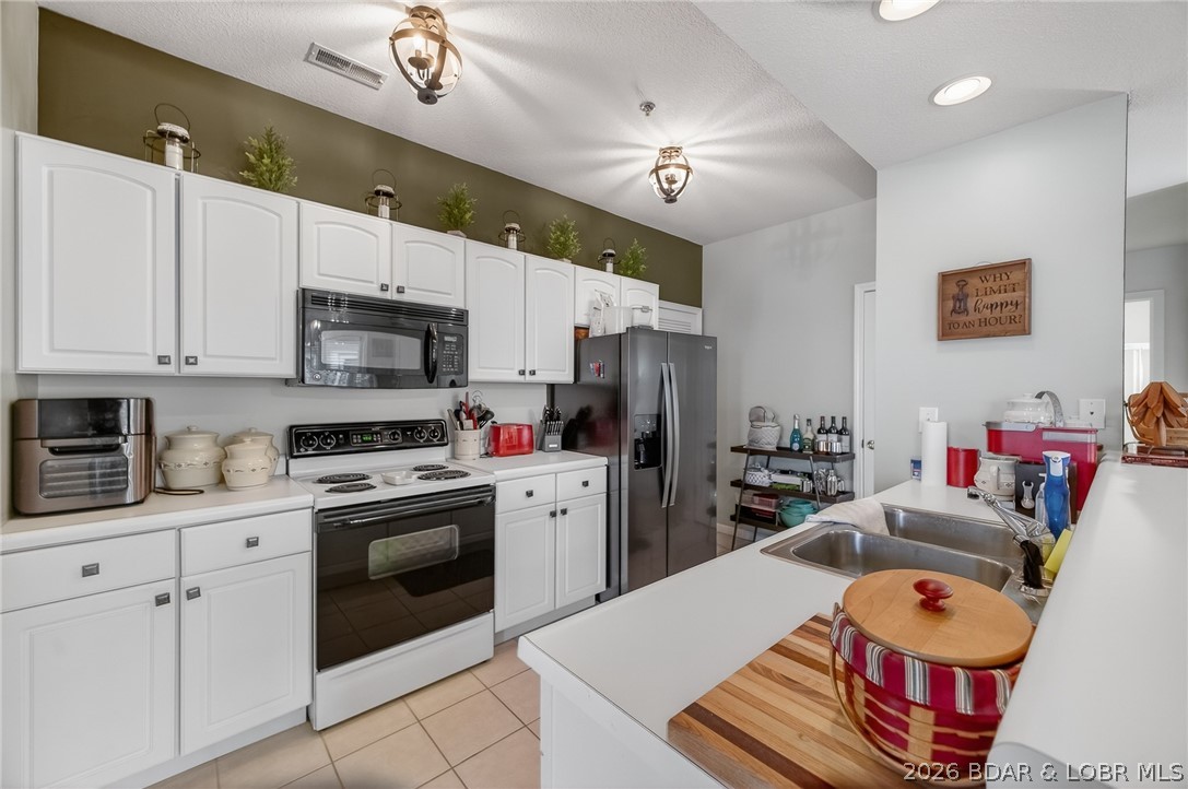 Palisades Condominium - Residential