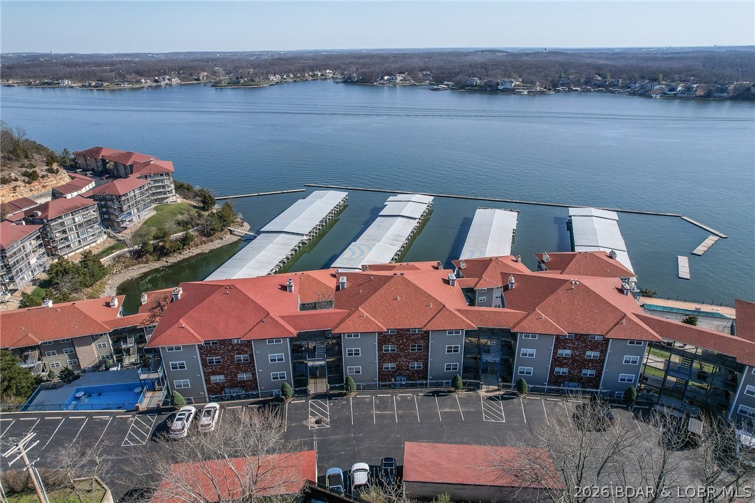 Palisades Condominium - Residential