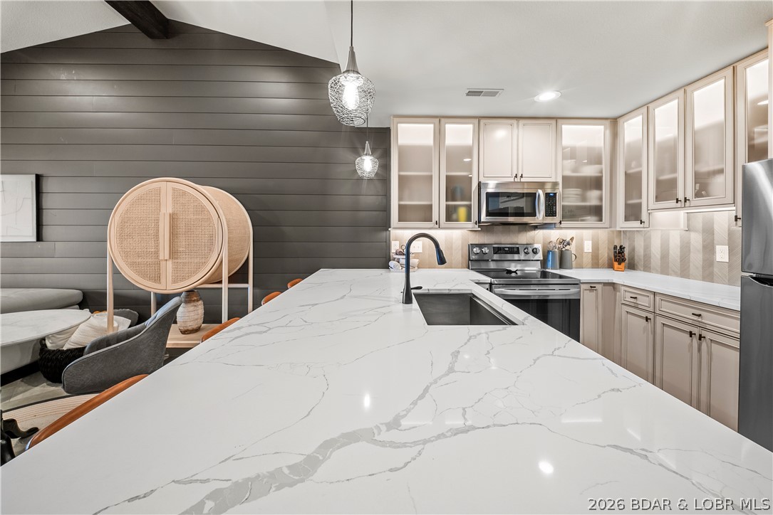 Highland Shores Condominium - Residential