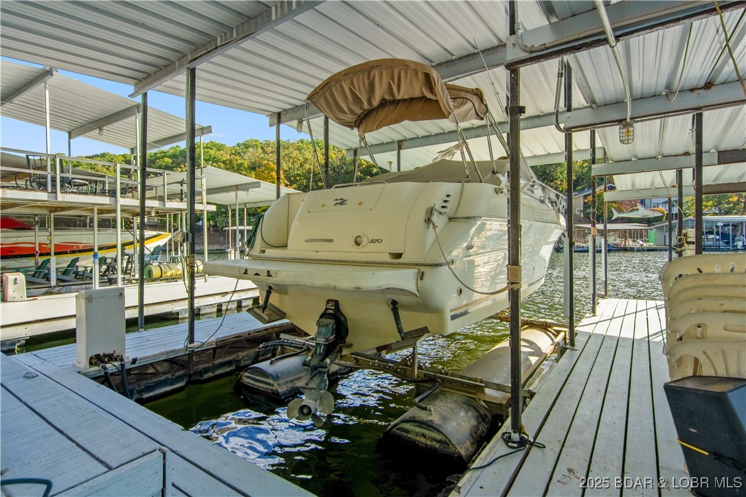 Lake Ozark, Missouri 65049, United States, 2 Bedrooms Bedrooms, ,2 BathroomsBathrooms,Residential,Active,238534