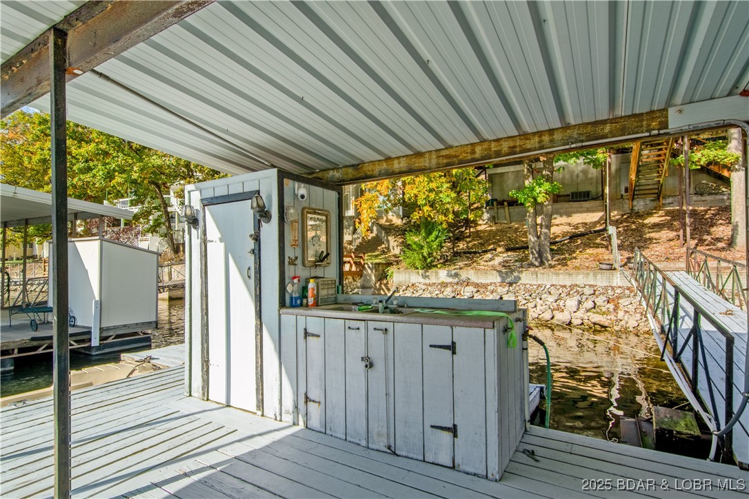 Lake Ozark, Missouri 65049, United States, 2 Bedrooms Bedrooms, ,2 BathroomsBathrooms,Residential,Active,238534