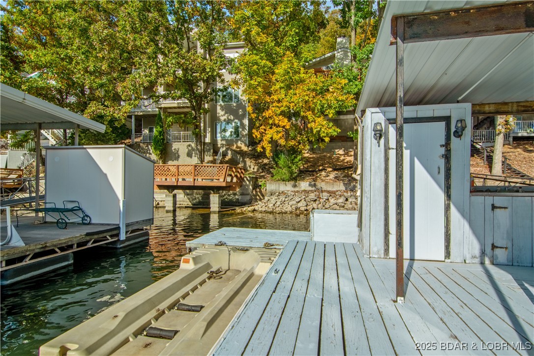 Lake Ozark, Missouri 65049, United States, 2 Bedrooms Bedrooms, ,2 BathroomsBathrooms,Residential,Active,238534