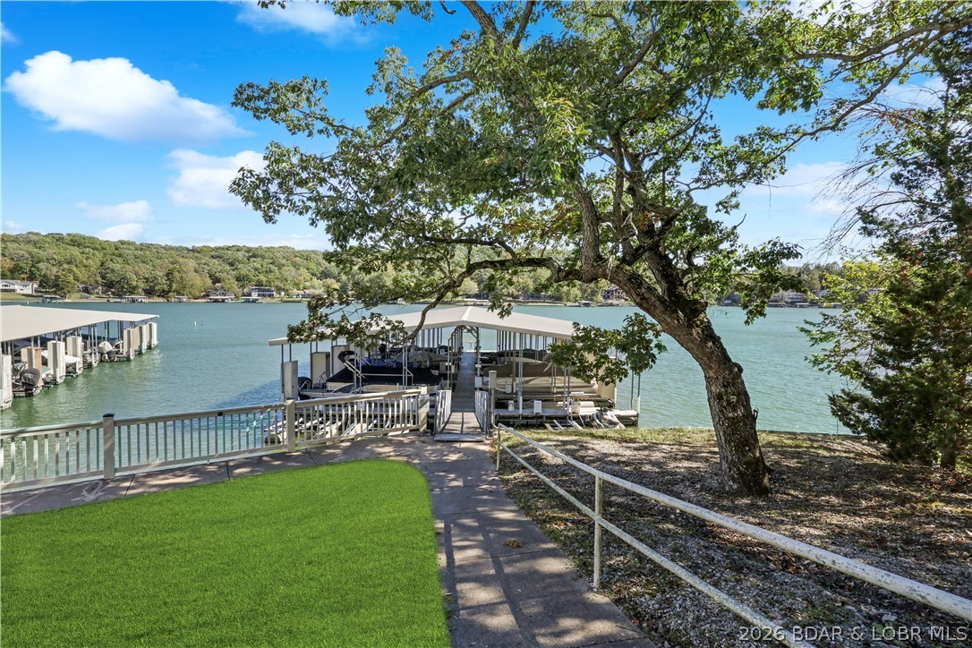 Oak Bluff Condominium - Residential