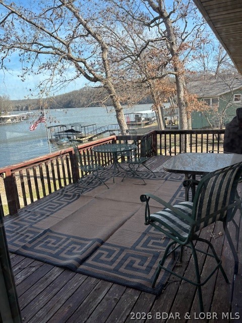 Golden Goose - Residential