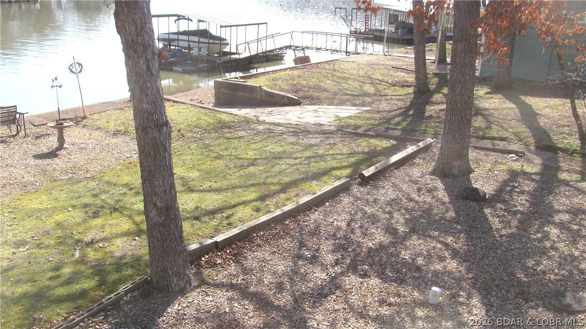 Golden Goose - Residential