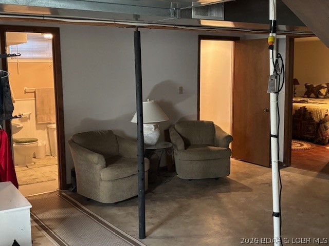 Golden Goose - Residential