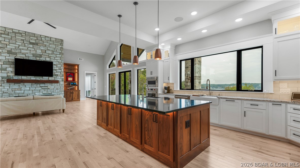 Nichols Point - Residential