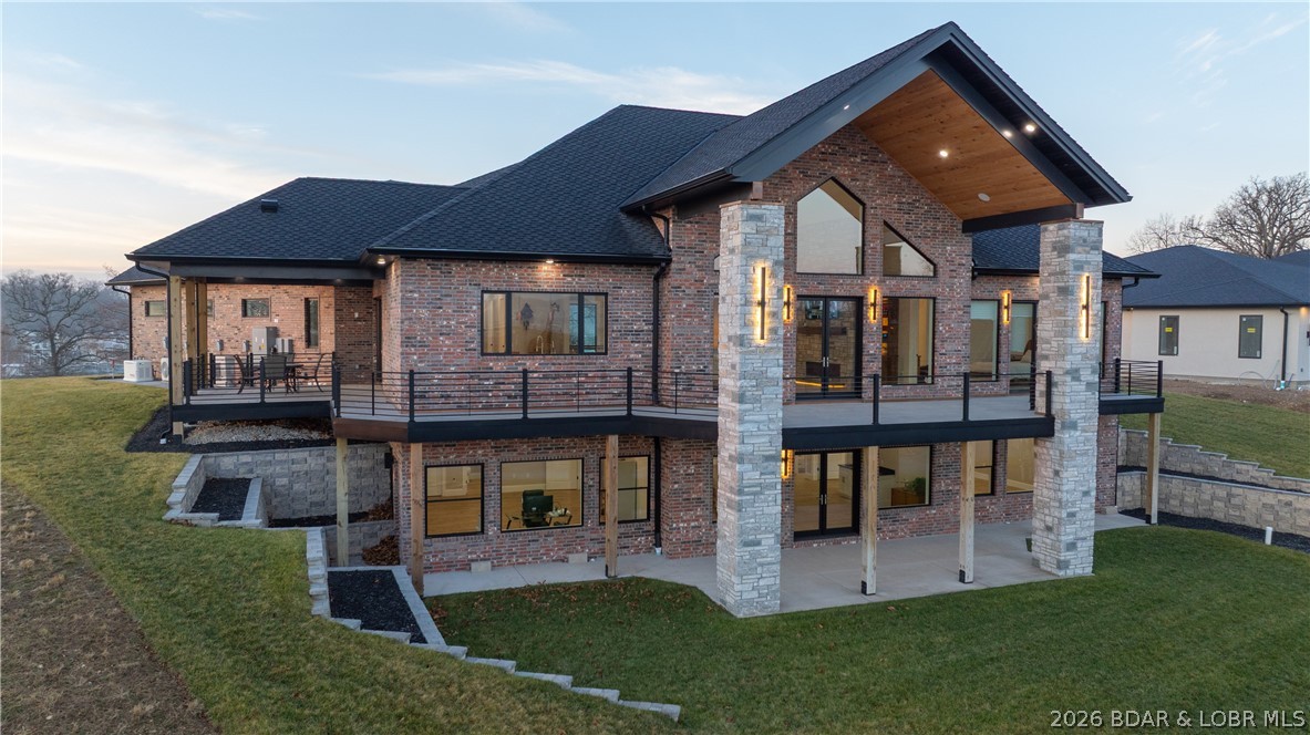 Nichols Point - Residential