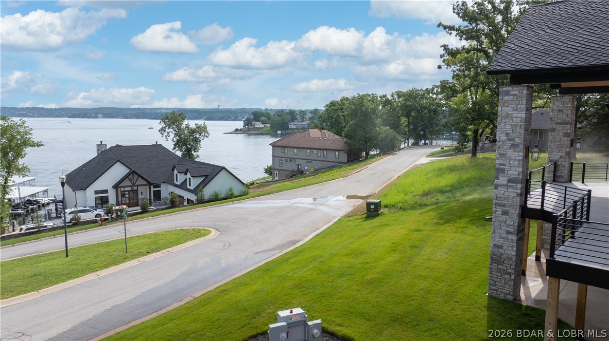 Nichols Point - Residential
