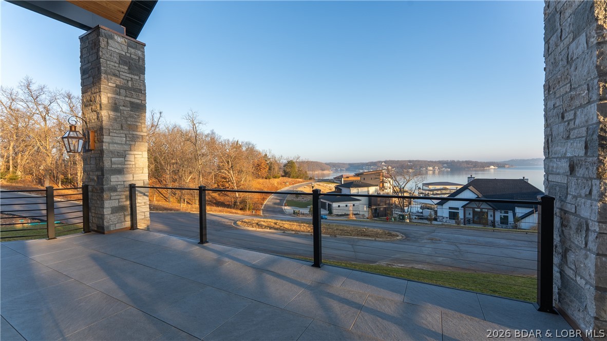 Nichols Point - Residential