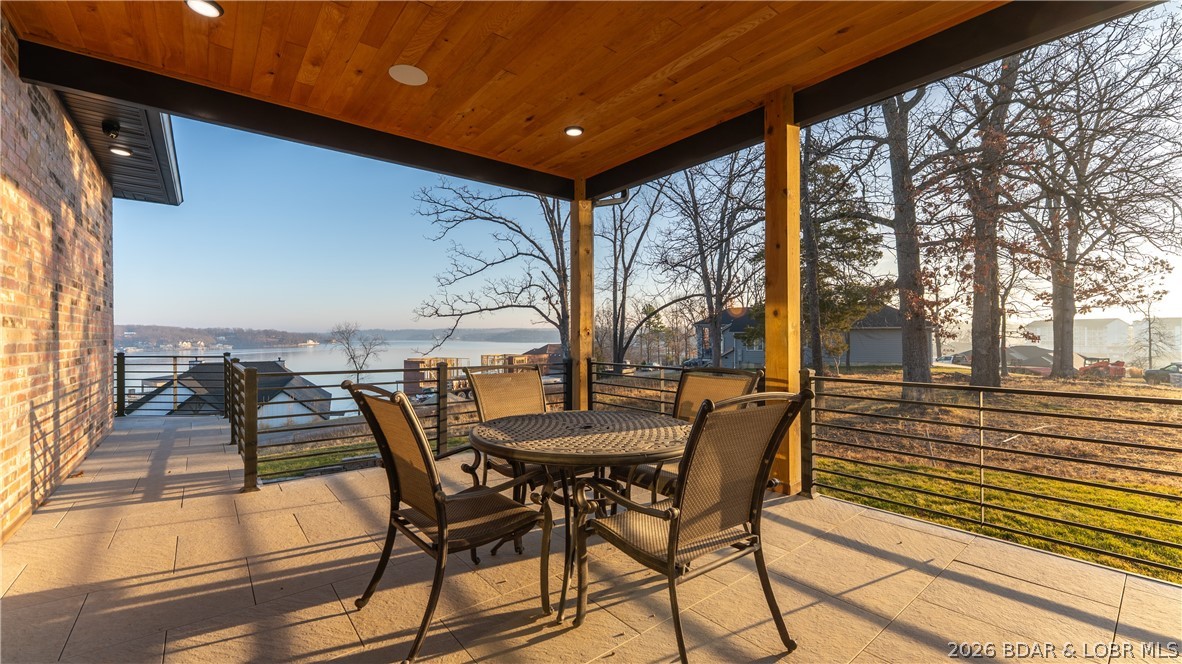 Nichols Point - Residential