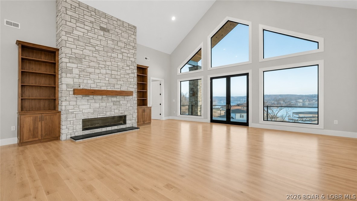 Nichols Point - Residential