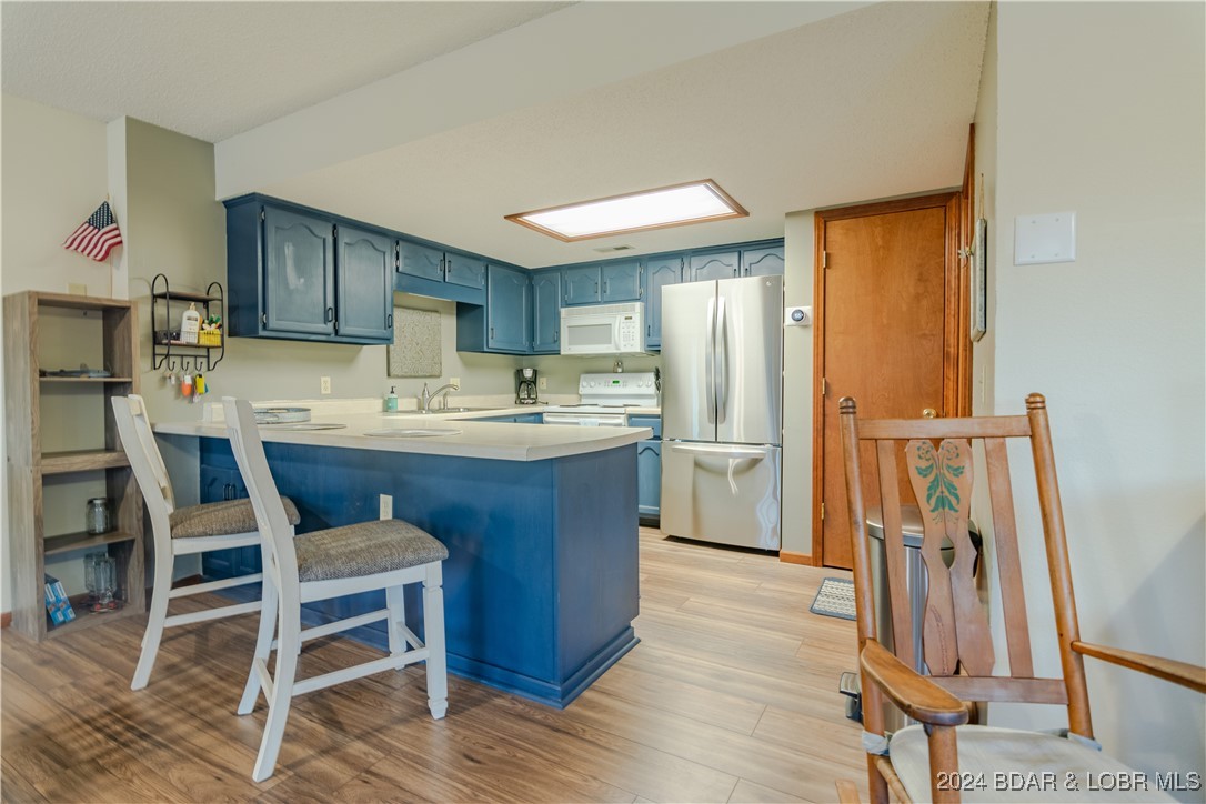 Eldon, Missouri 65026, United States, 3 Bedrooms Bedrooms, ,2 BathroomsBathrooms,Residential,Contingent,33991