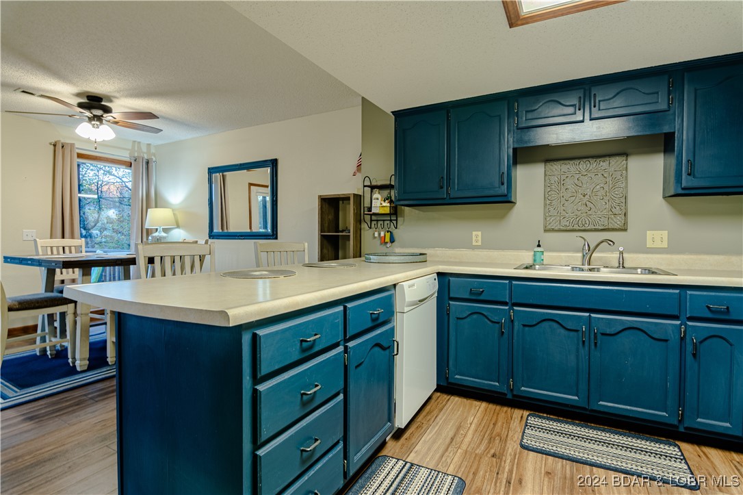 Eldon, Missouri 65026, United States, 3 Bedrooms Bedrooms, ,2 BathroomsBathrooms,Residential,Contingent,33991