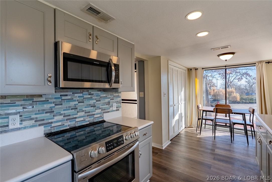 Four Seasons Racqt-Cntry Club - Residential