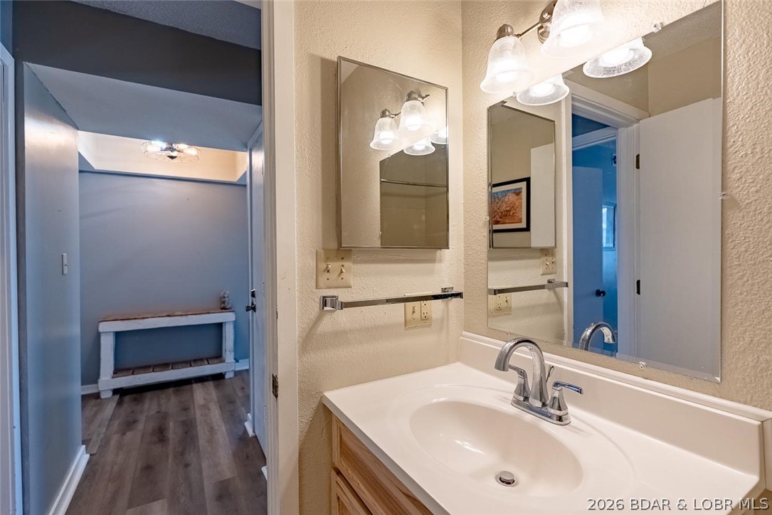 Four Seasons Racqt-Cntry Club - Residential