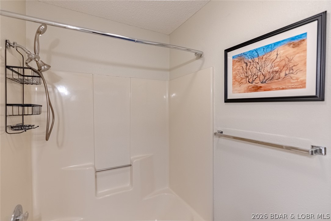 Four Seasons Racqt-Cntry Club - Residential