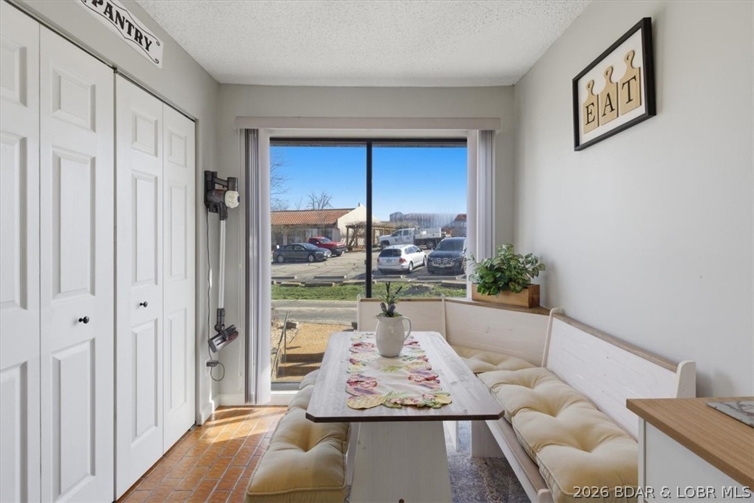 Four Seasons Racqt-Cntry Club - Residential