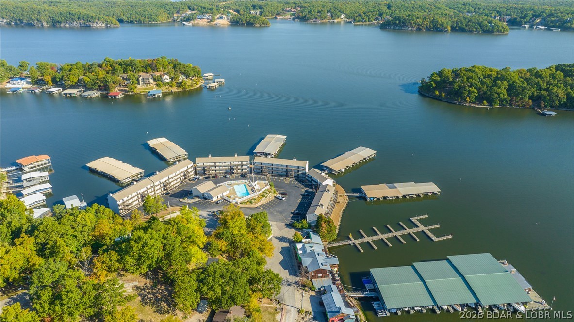 Three Seasons Condominiums - Residential