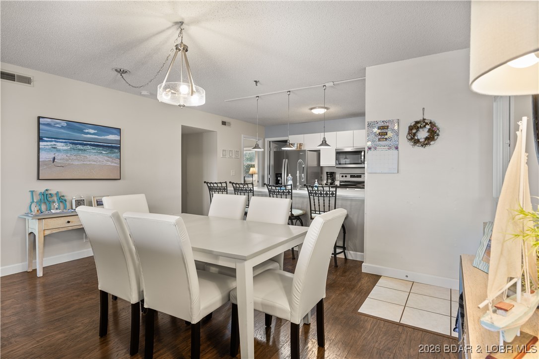 Breakwater Bay Club Condo - Residential