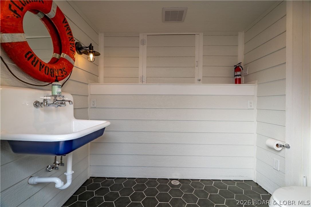Kays Point #1 - Residential