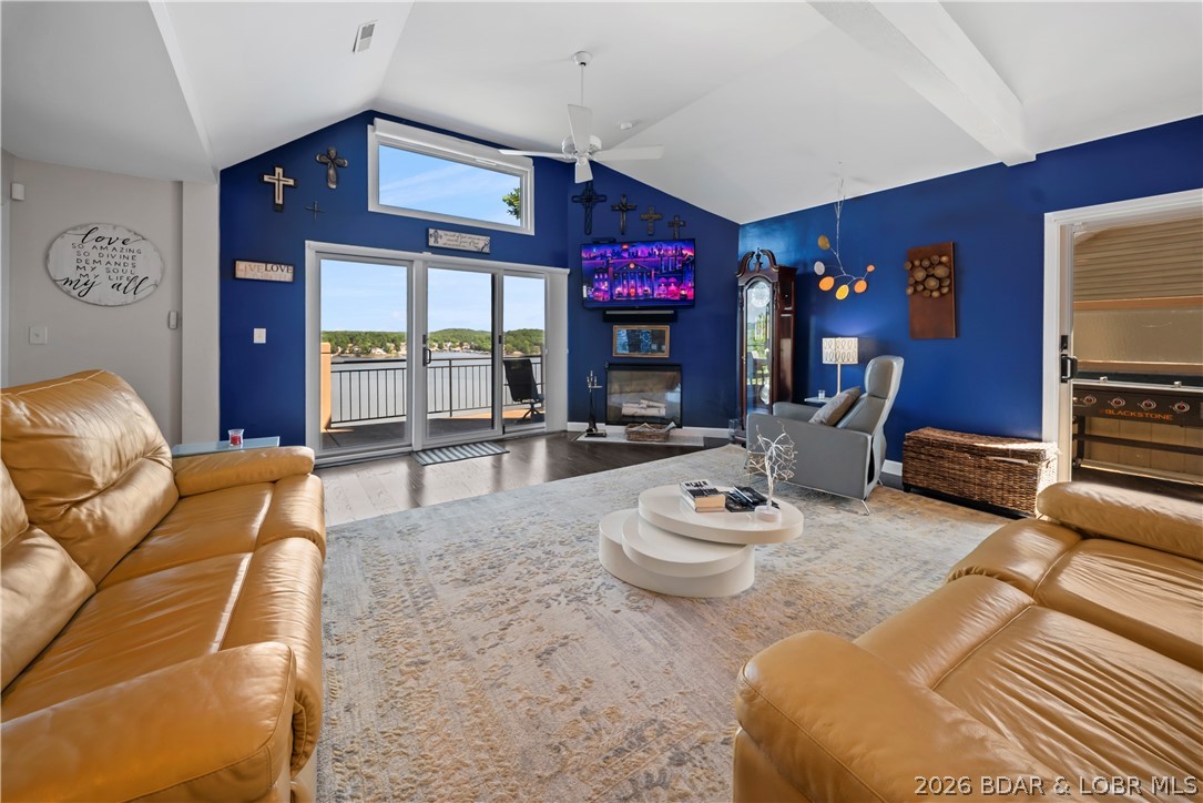 The Falls Condo - Residential